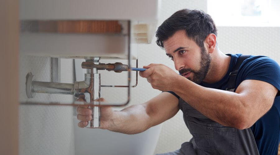 Water heater leaking fix in Woodbine, MD